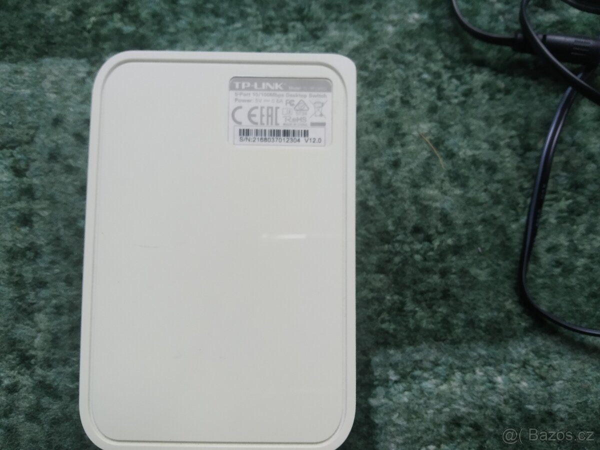 Prodám Switch TP-Link TL-SF1005D - 3
