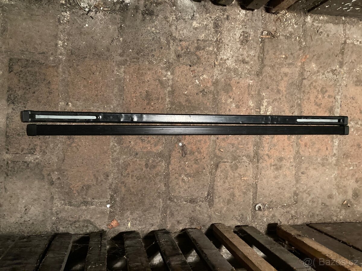Příčníky Thule Squarebar 108 cm - 3