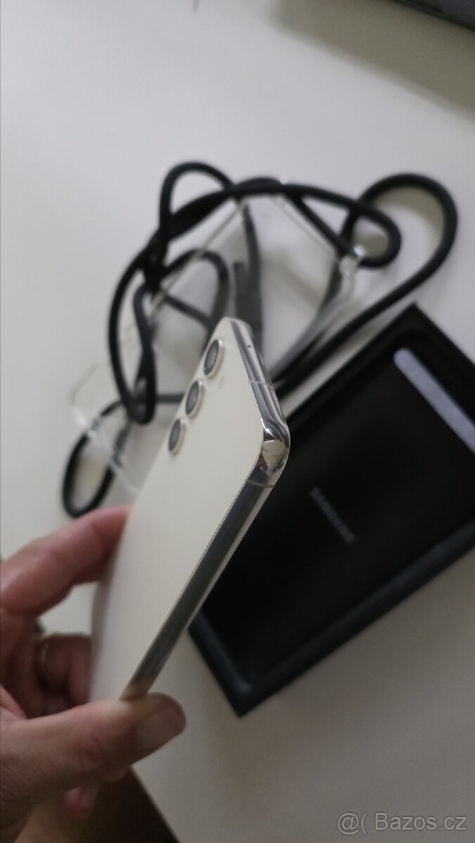 Samsung galaxy S23 256GB - 3