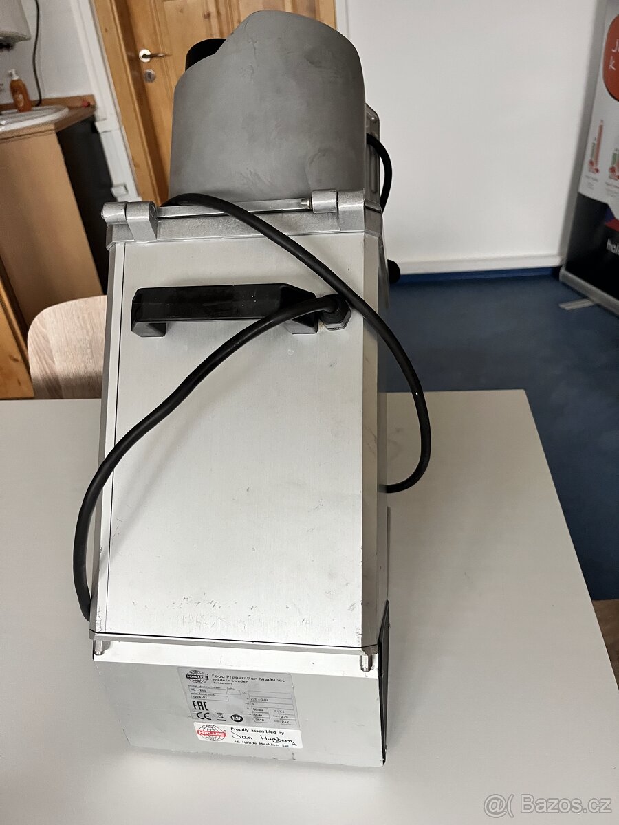 Krouhač zeleniny HALLDE RG-200 / 400V 50Hz, celokovový stroj - 3