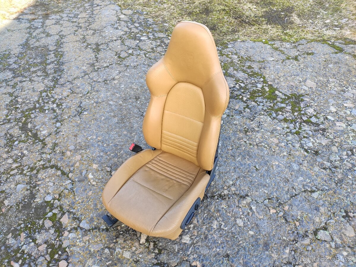 Porsche 911/996 sedačky - 3