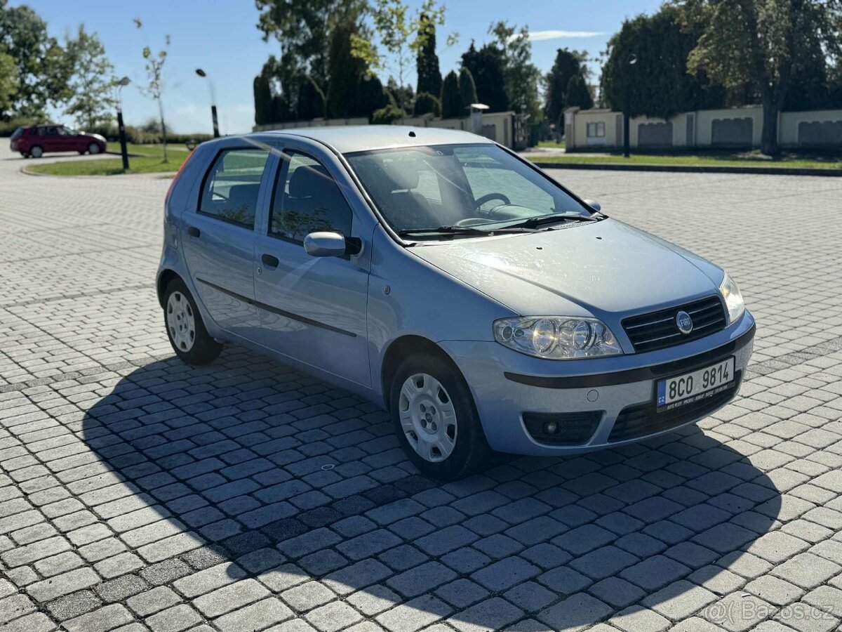 Fiat Punto 1.2 44 kw rok 2005 5 dveří - 3