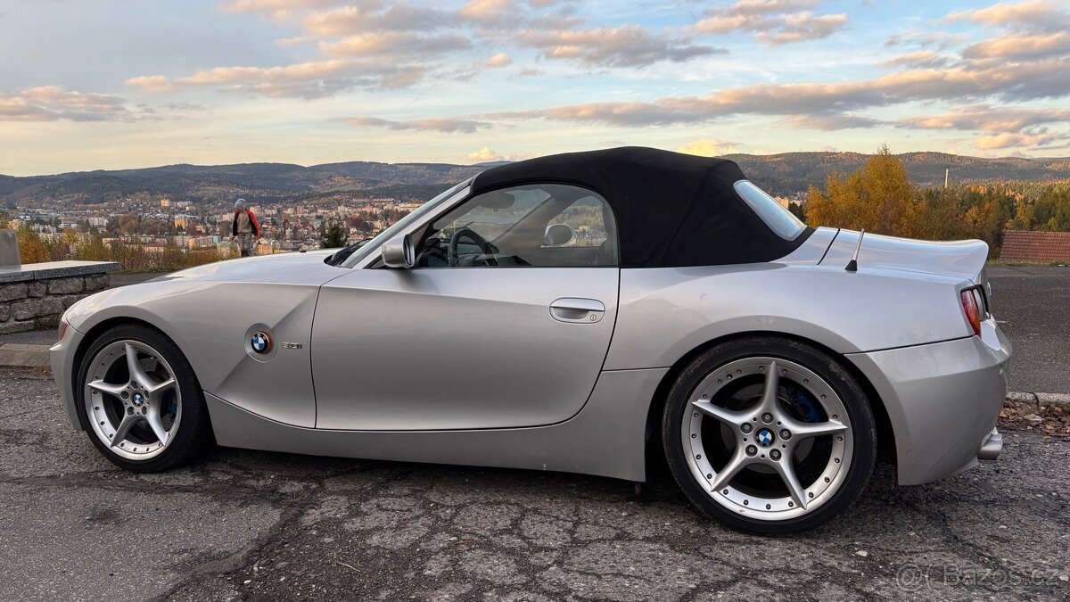 BMW Z4 3.0i manuál e85 - 3