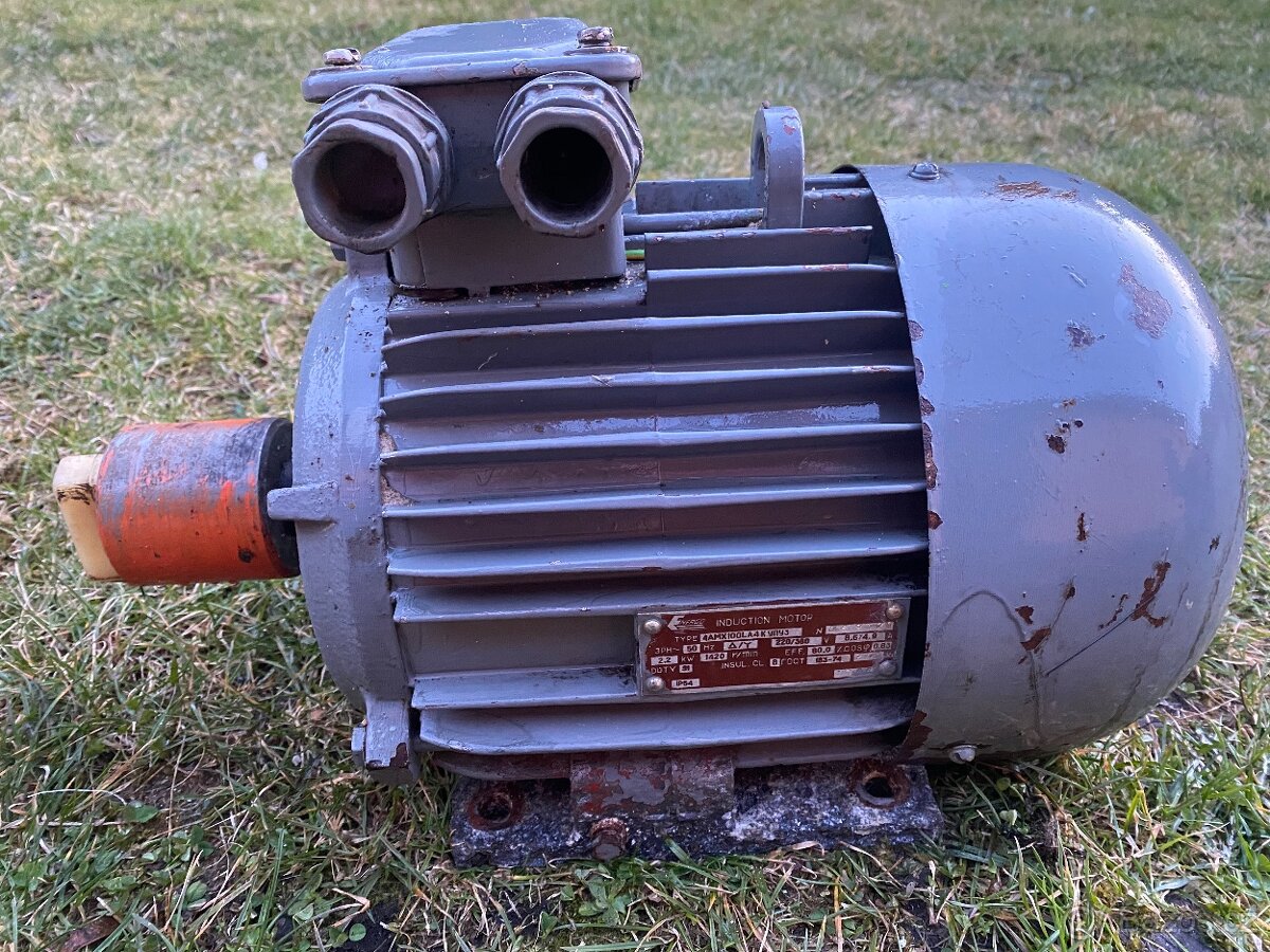 Motor, 380V/220V, 2,2 kW, 1420 otáček - 3