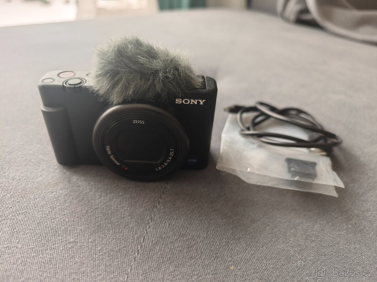 Sony ZV1 Vlogovací kamera - 3