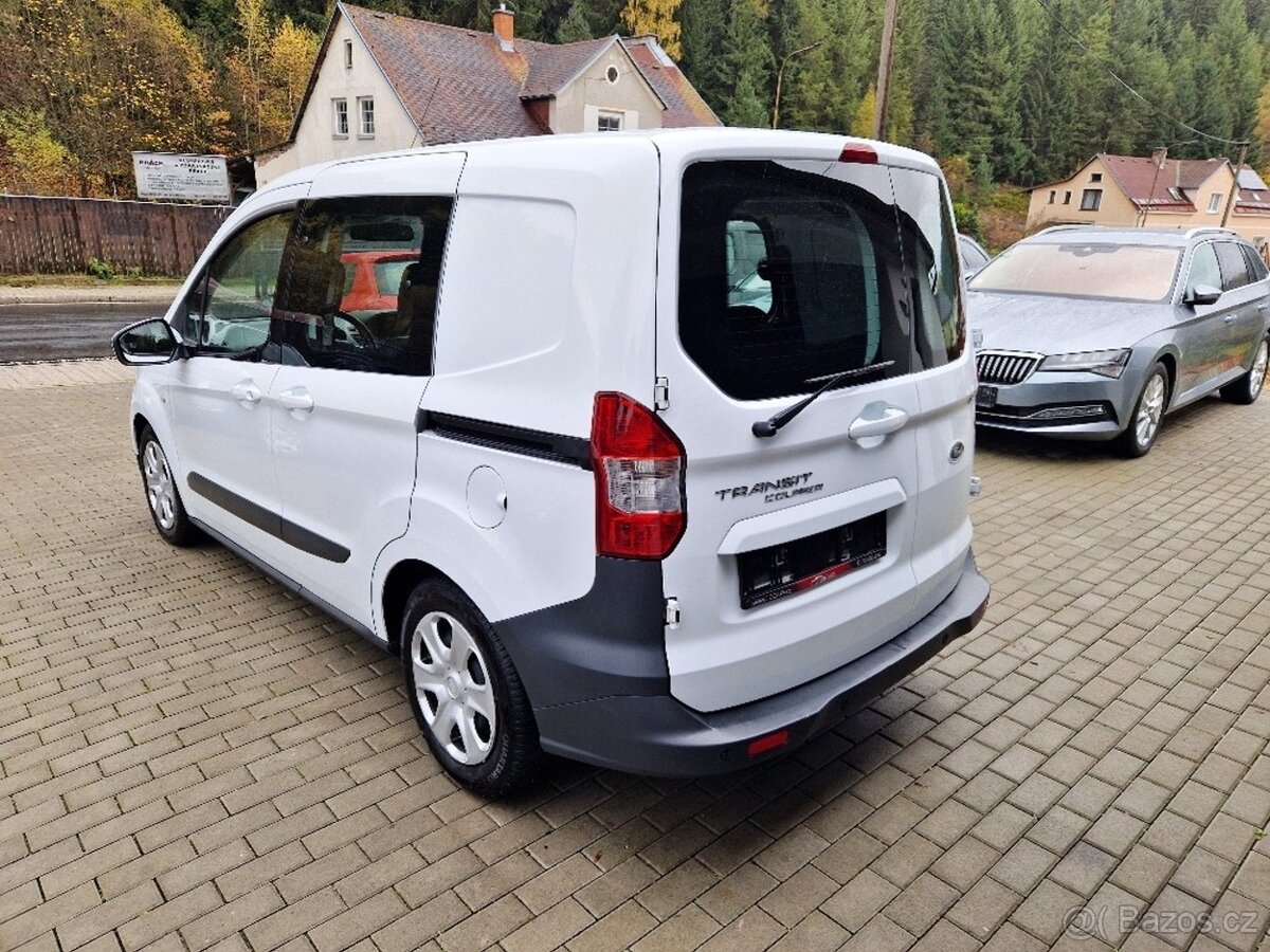 FORD Transit Courier, 1.5 TDCi, 5 míst, plný servis - 3