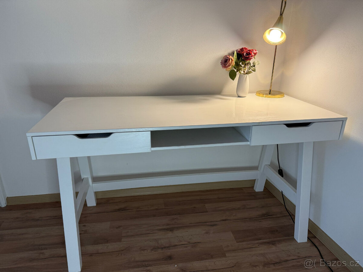 Dizajnový písací stôl NIKKI – masívna borovica, WOOOD - 3