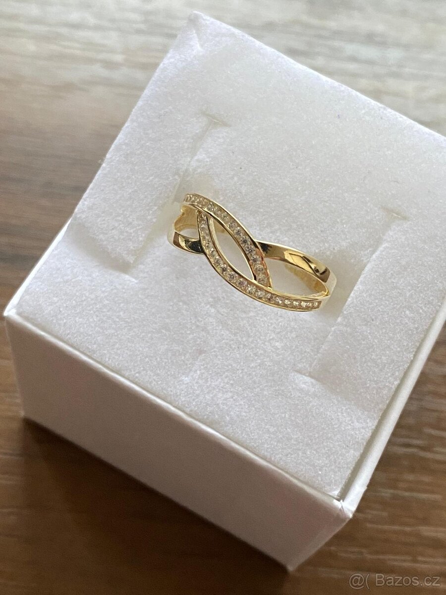 Zlatý dámský prsten - 3