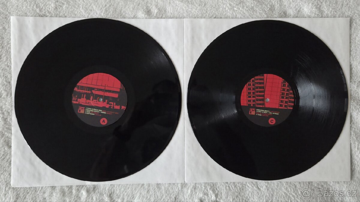 EAST SIDE UNIA vol.3 - 3