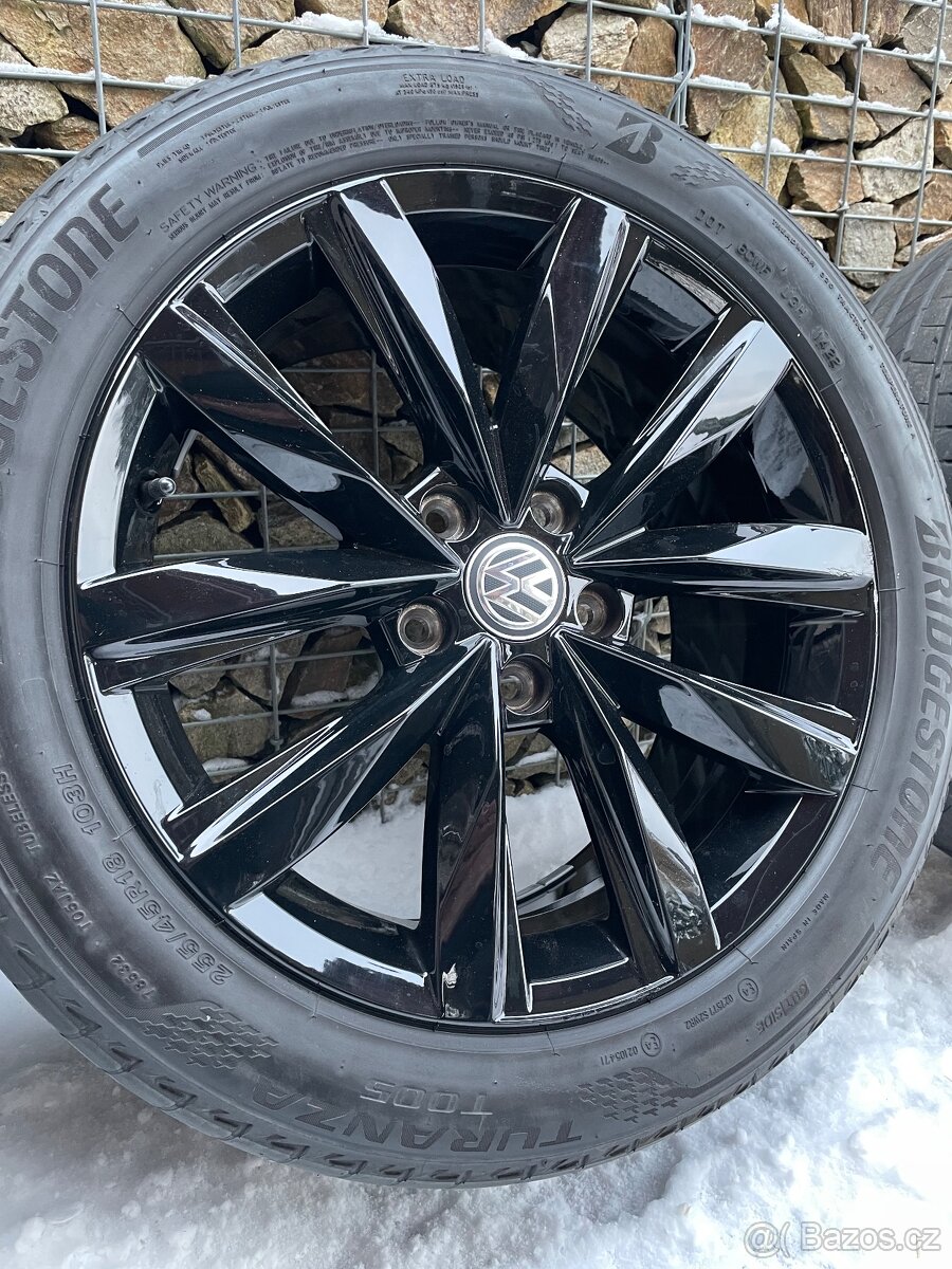 VW Springfield R18, letní Bridgestone 255/45 Multivan - 3