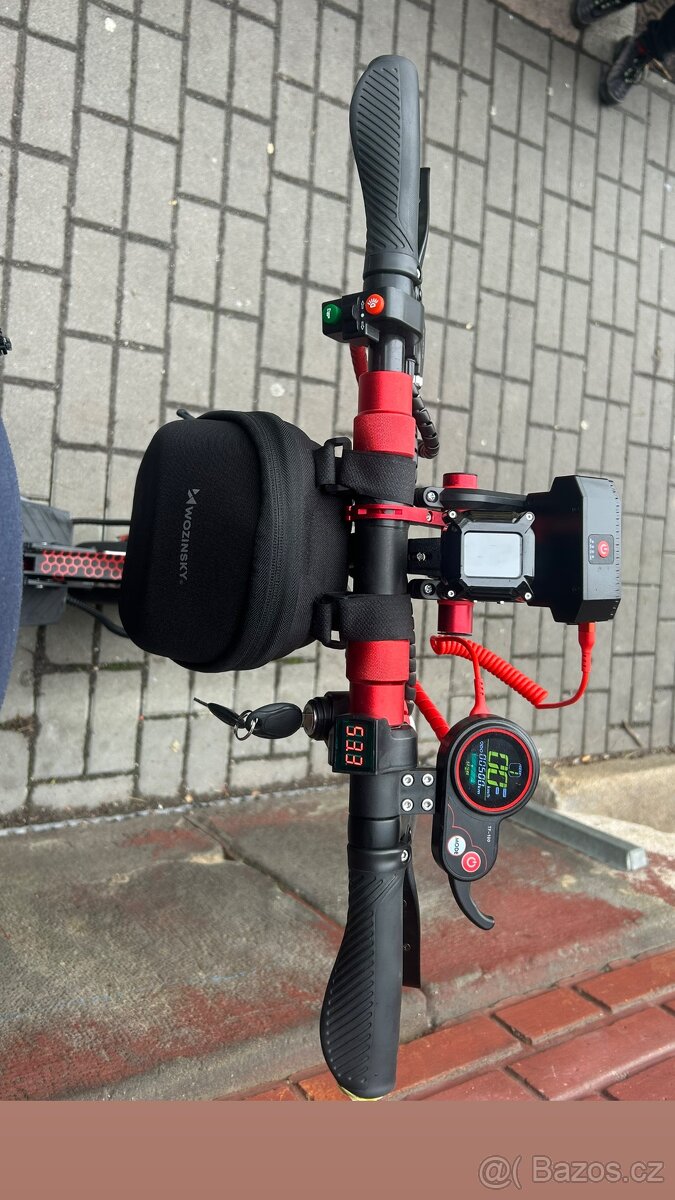 Elektrická koloběžka ENHWE Y600 - 3