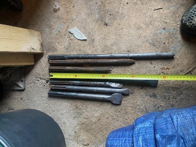 Prodej a pronajem - 3