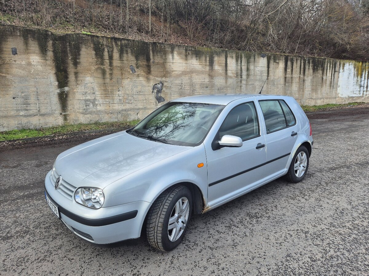 VW Golf 4, 1.4 55kW - 3
