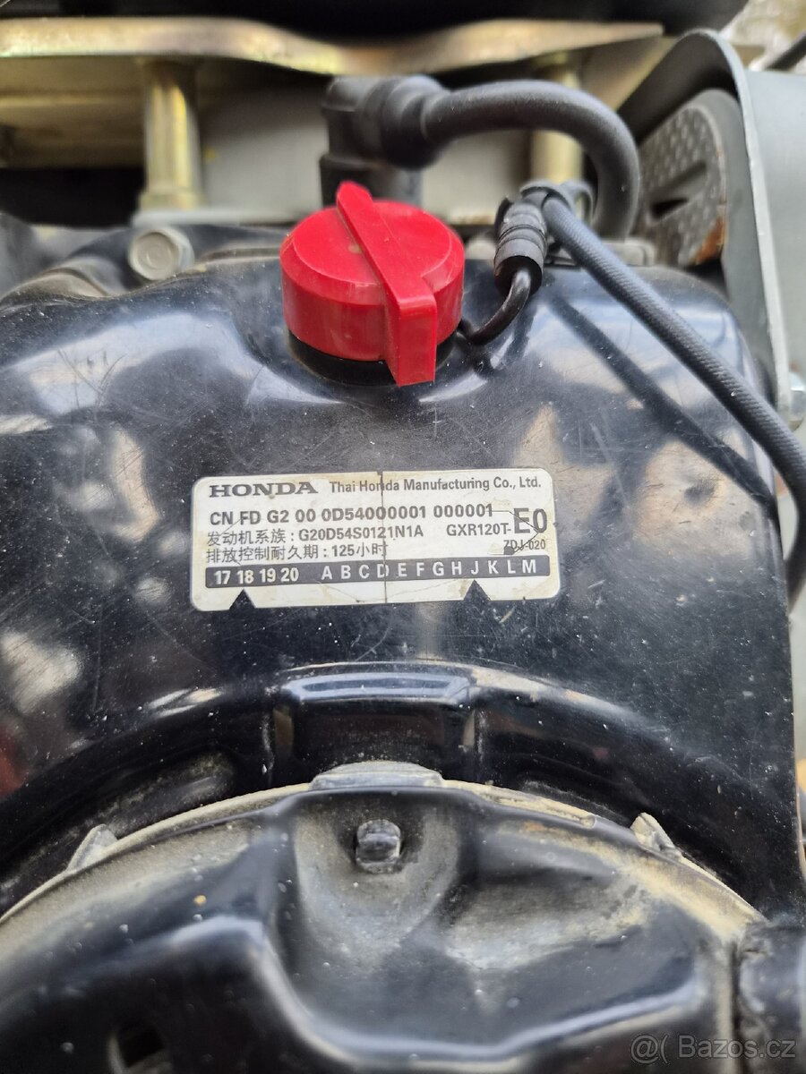 Prodám vibrační pěch Dynapac - 3