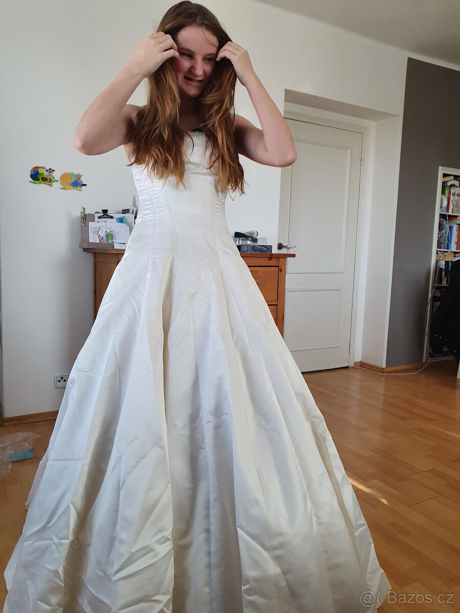 Svatebni šaty vel. 36 = 40 cm. - 3