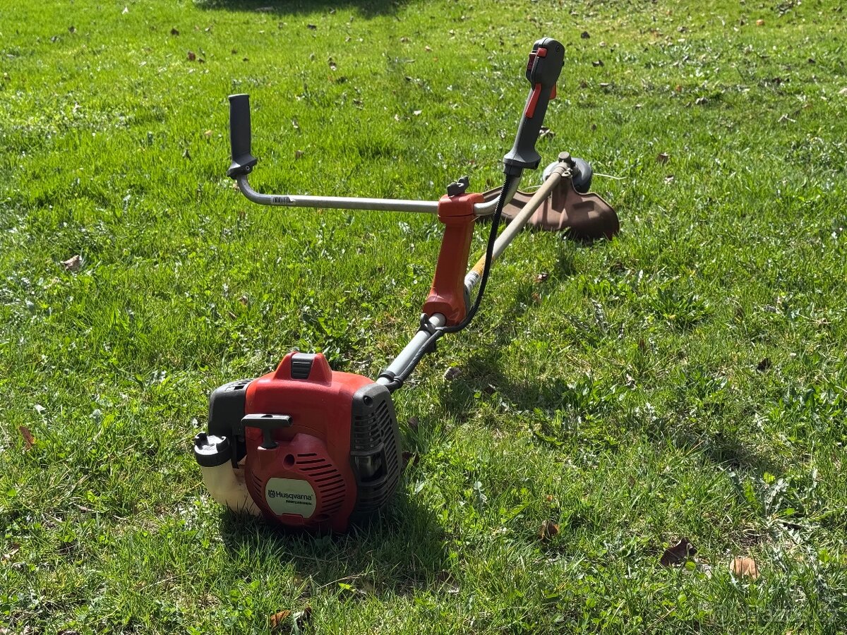 Křovinořez Husqvarna - 3