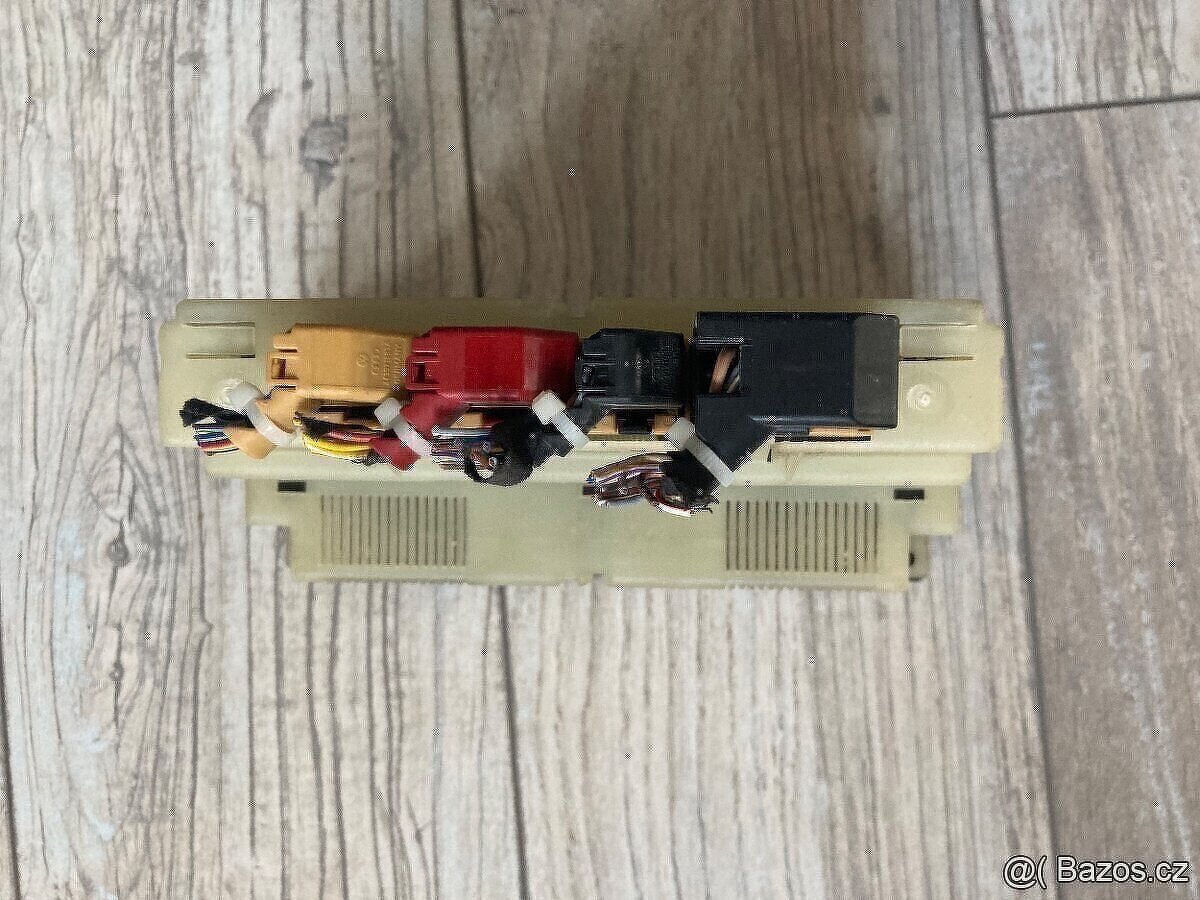 Ovládací panel Climatronic VAG - 3