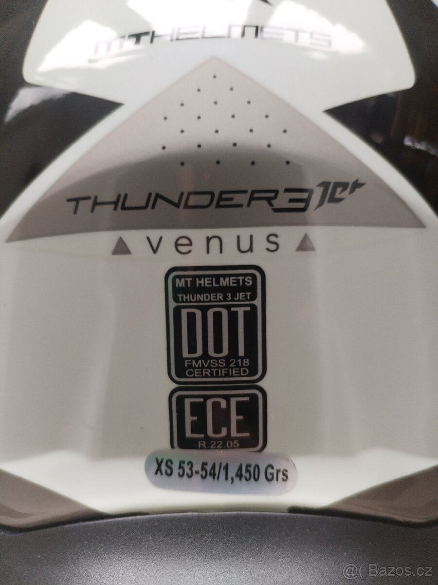 Přilby MT helmets otevřené - 3