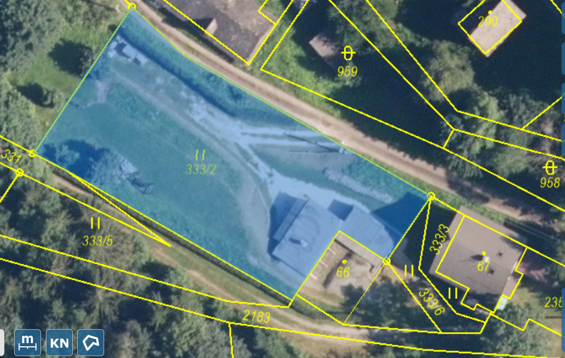 Prodej pozemku 1.421 m², vybudované 1. podlaží chaty, garáž, - 3