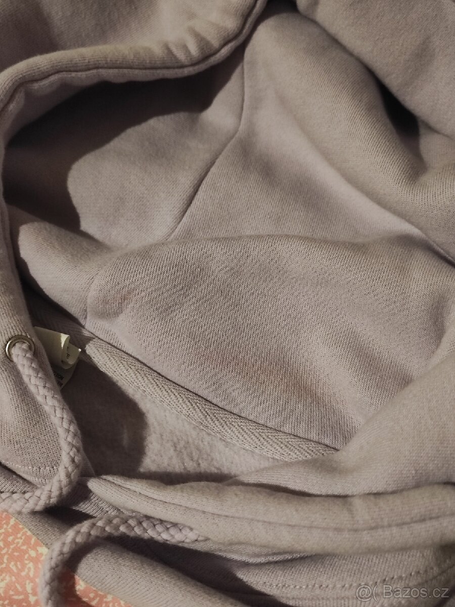 Melanie Martinez K-12 Merch - 3