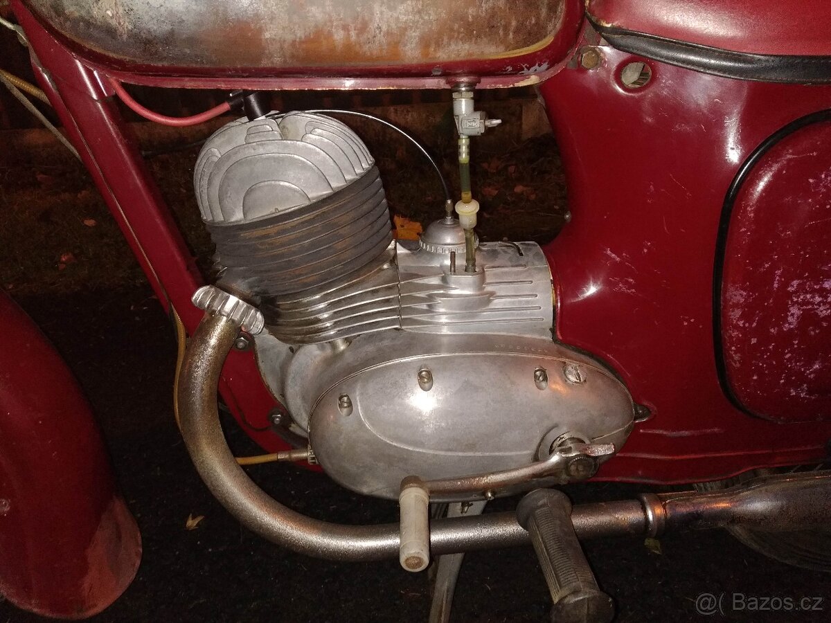Jawa ČZ 175 - 3