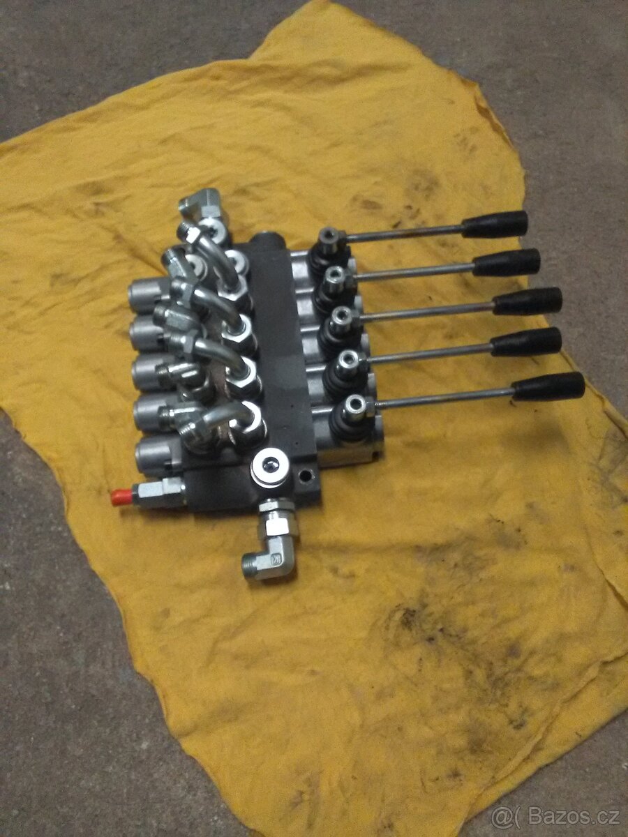 Hydraulický rozvaděč. - 3