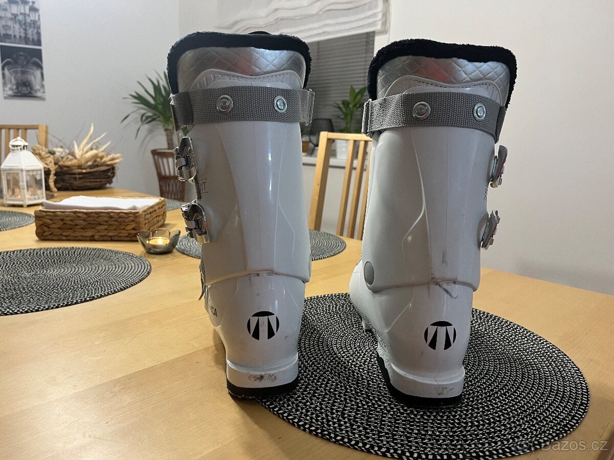 Dámské lyže a boty - 3