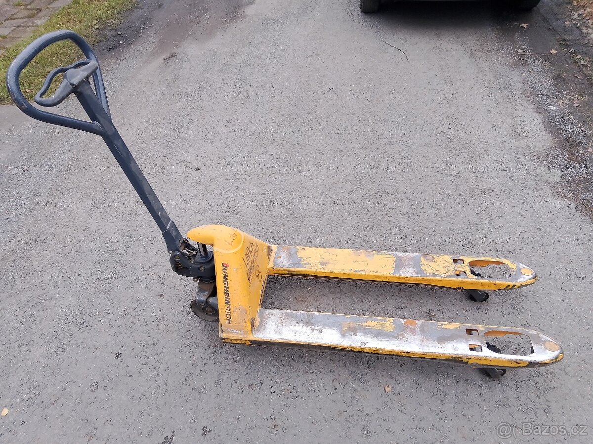 Paletový vozík paleťák Jungheindrich - 3