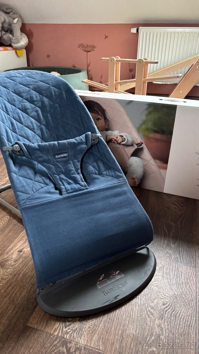 Prodám lehátko babybjorn modré - 3