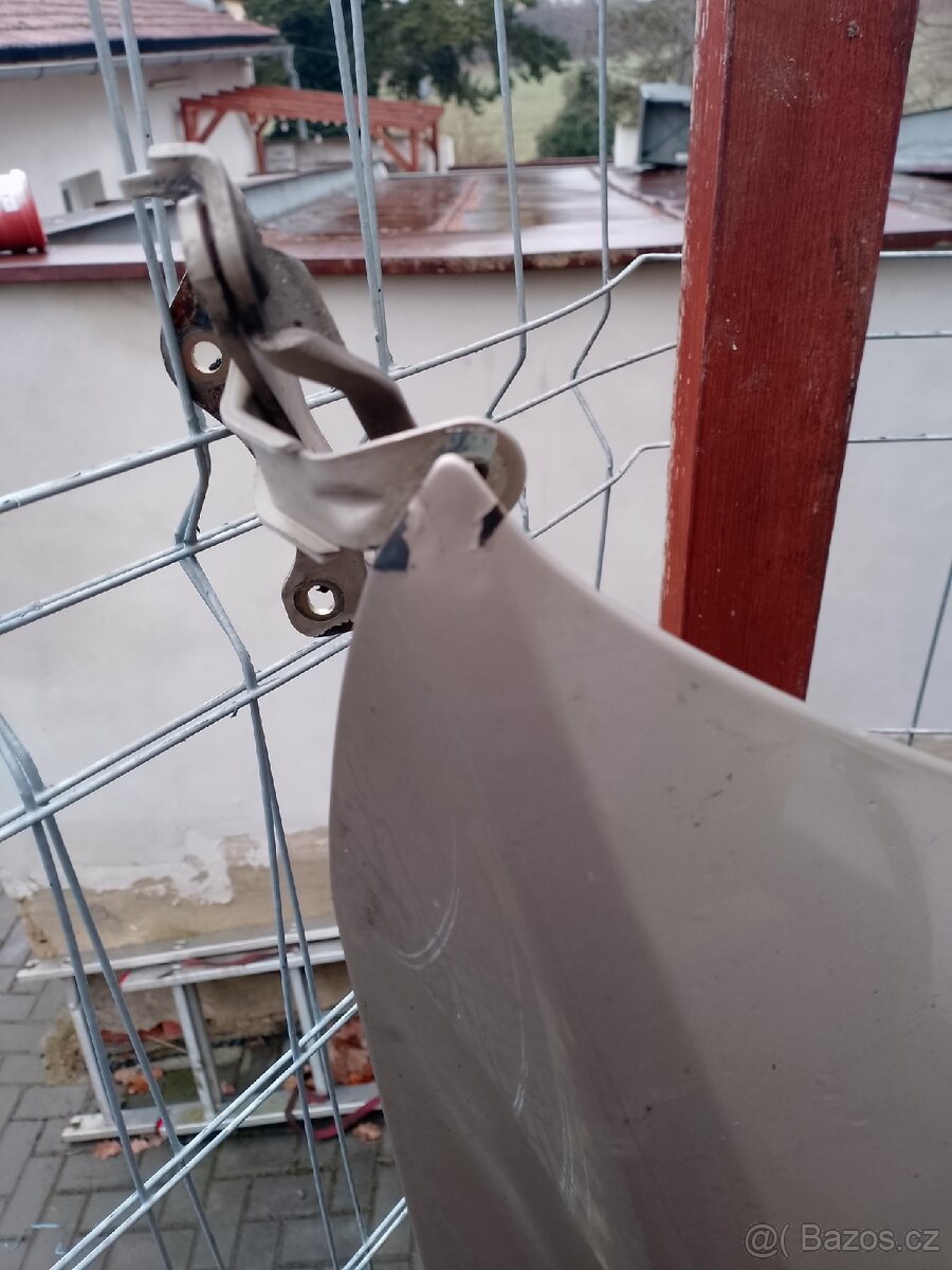 Chevrolet captiva kapota - 3