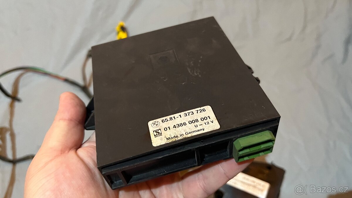 BMW E30 - velký palubní počítač (BC2) - 3