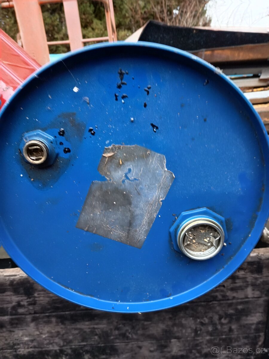 Plastové kanystry - 3