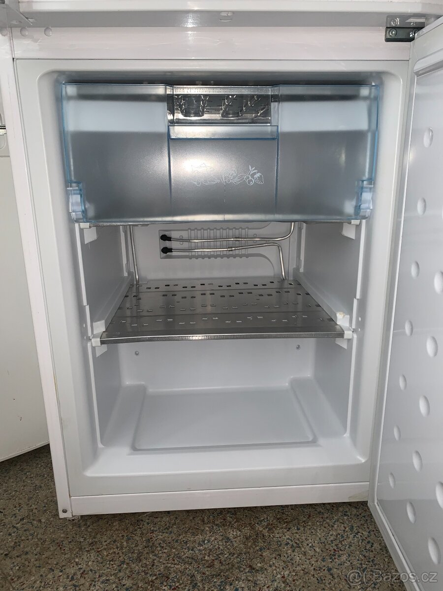 Lednice BEKO CSA24022 - 3