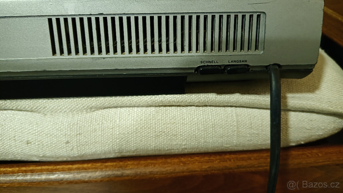 Prodám rádio budík Zn.Palladium - 3