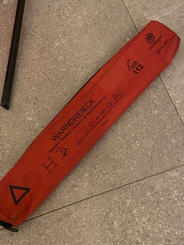 Výstražný trojúhelník pro Volkswagen T5 Multivan - 3