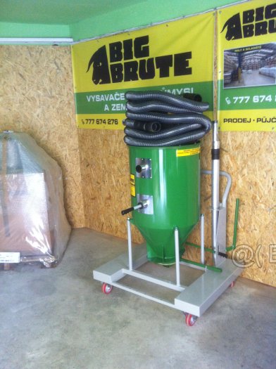 Průmyslový vysavač BIG BRUTE 3,6 KW - 3