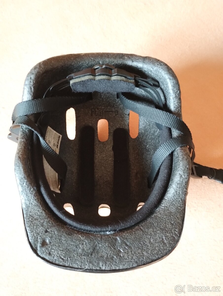 Dětská helma/přilba na kolo - 3