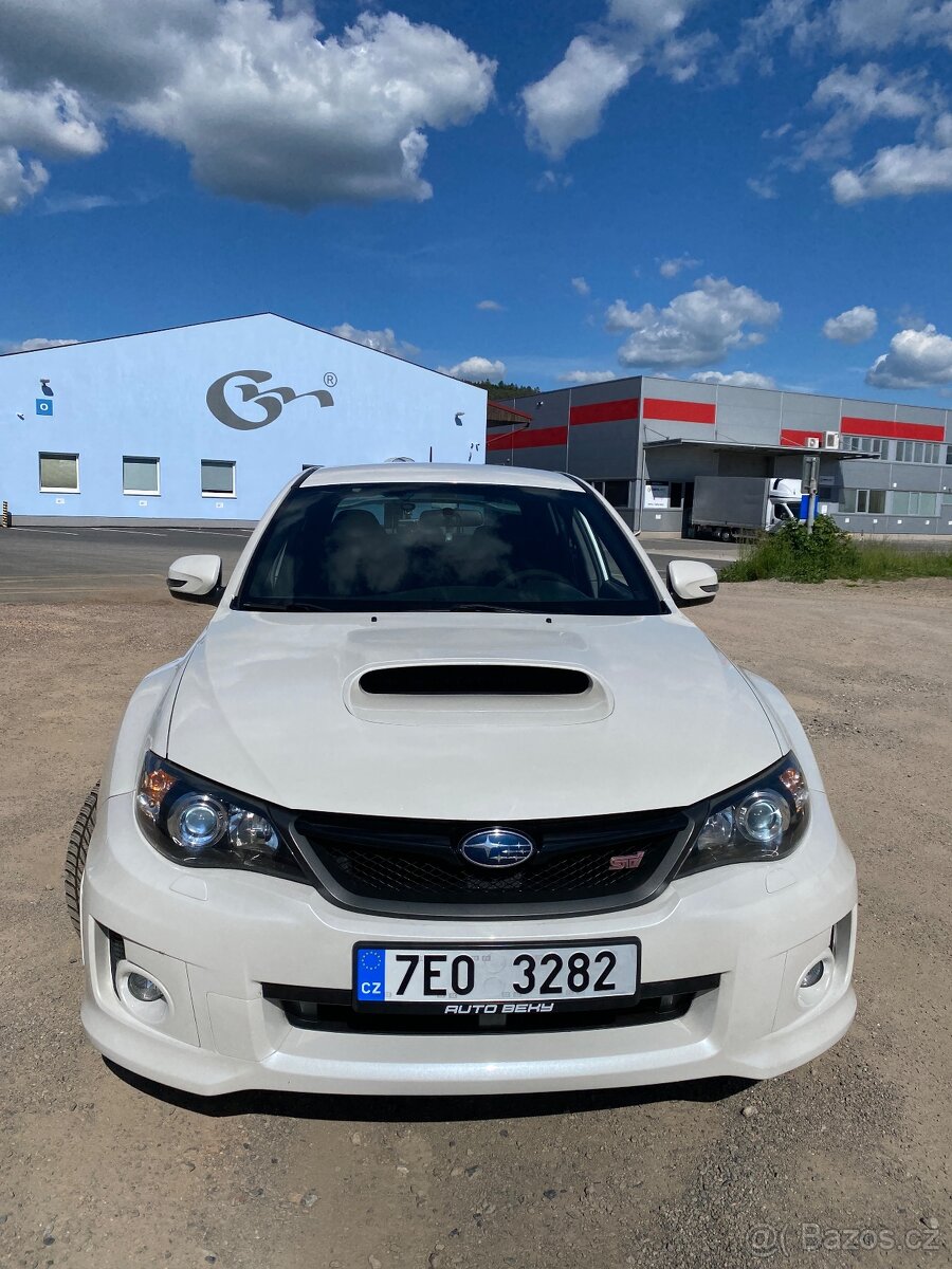 SUBARU IMPREZA WRX STI 2011 - 3