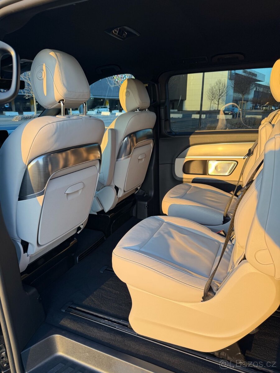 Pronájem Mercedes Benz Vclass 2025 - 3
