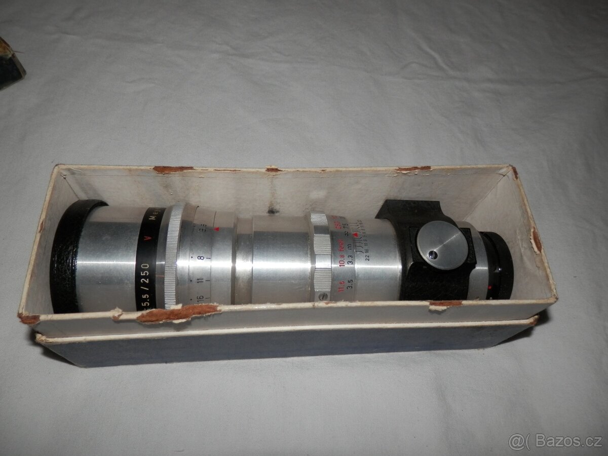 Teleobjektiv 1:5,5/250 - 3