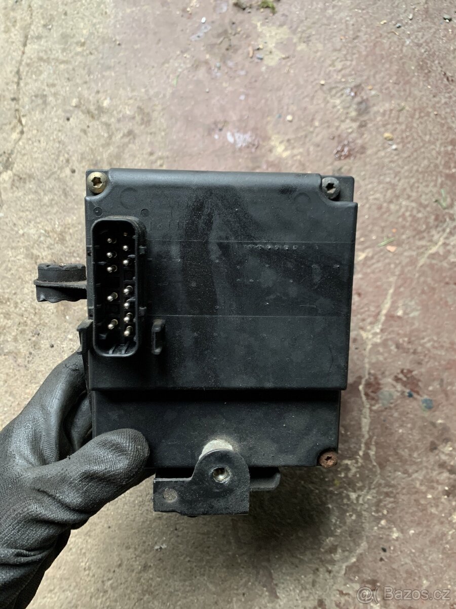 BMW E39 jednotka ABS - 3