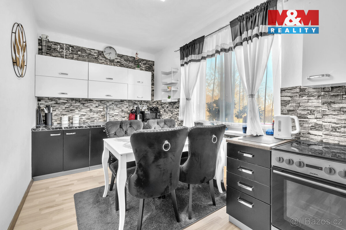 Prodej rodinného domu v Starých Jesenčanech - 3