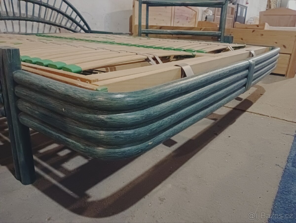 Unikátní dřevěná postel 160 - 3