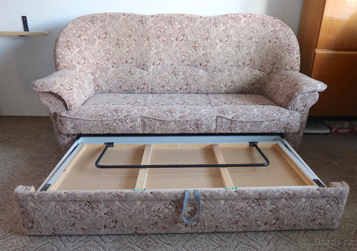 Prodám rozkládací sedačku - gauč (občasné spaní 140x190) - 3