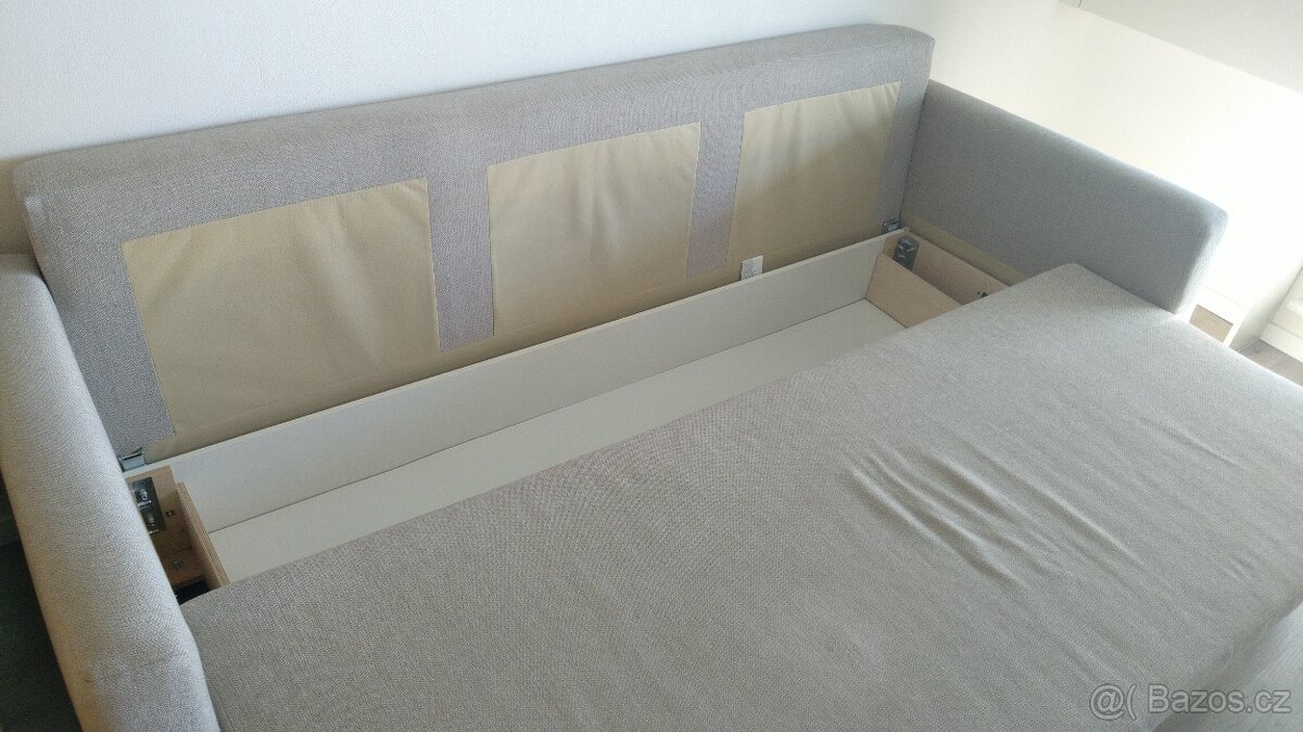 Pěkná 3-mistná rozkládací pohovka Ikea FRIHETEN, světle šedá - 3