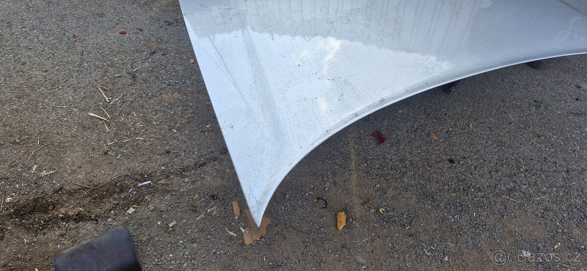 Kapota audi A8 4D D2 maska mrizka kapoty - 3