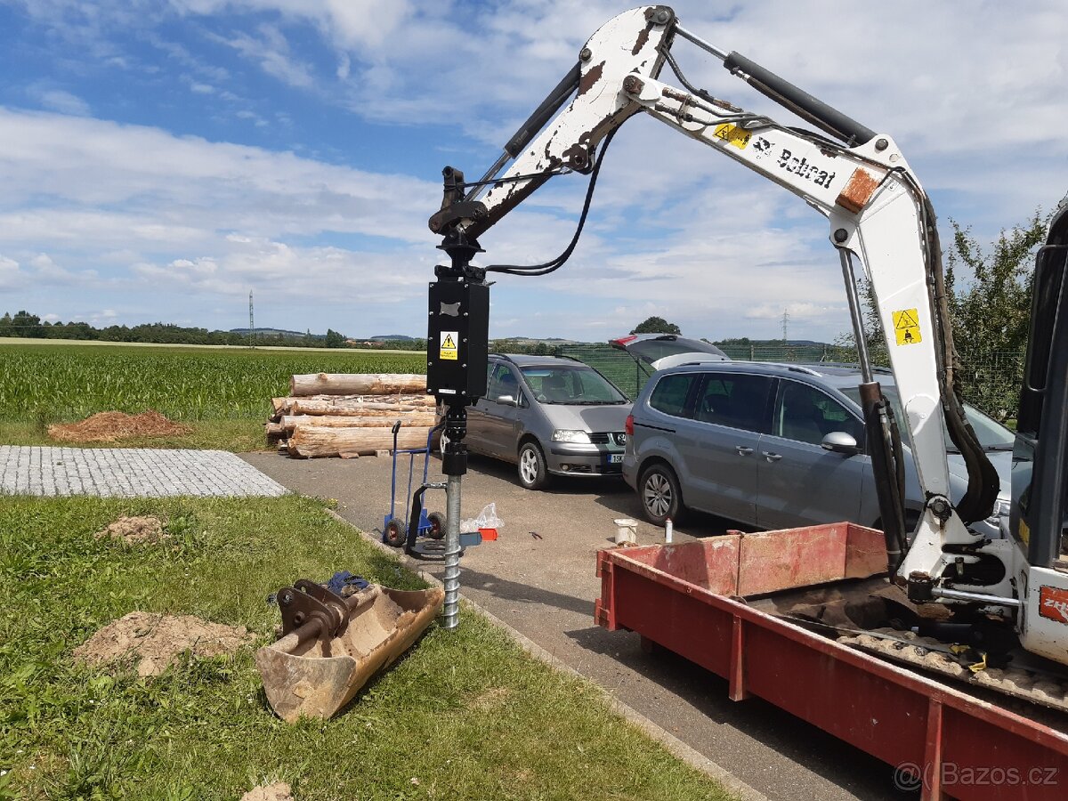 Vrtací jednotka na zemní vruty - 3