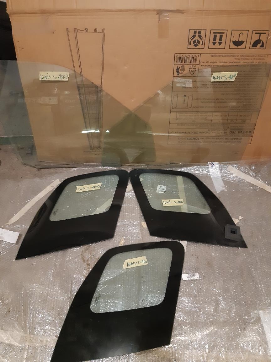 Suzuki Swift ,ignis S 1600 . - 3