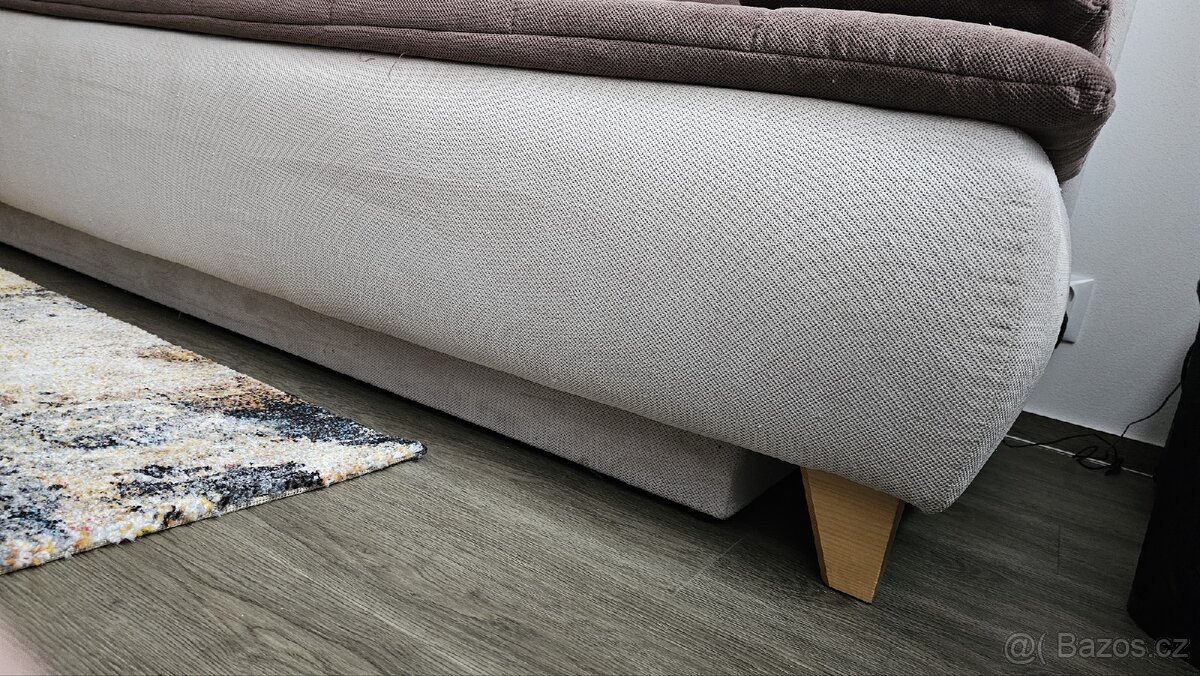 Rozkládací pohovka - 3