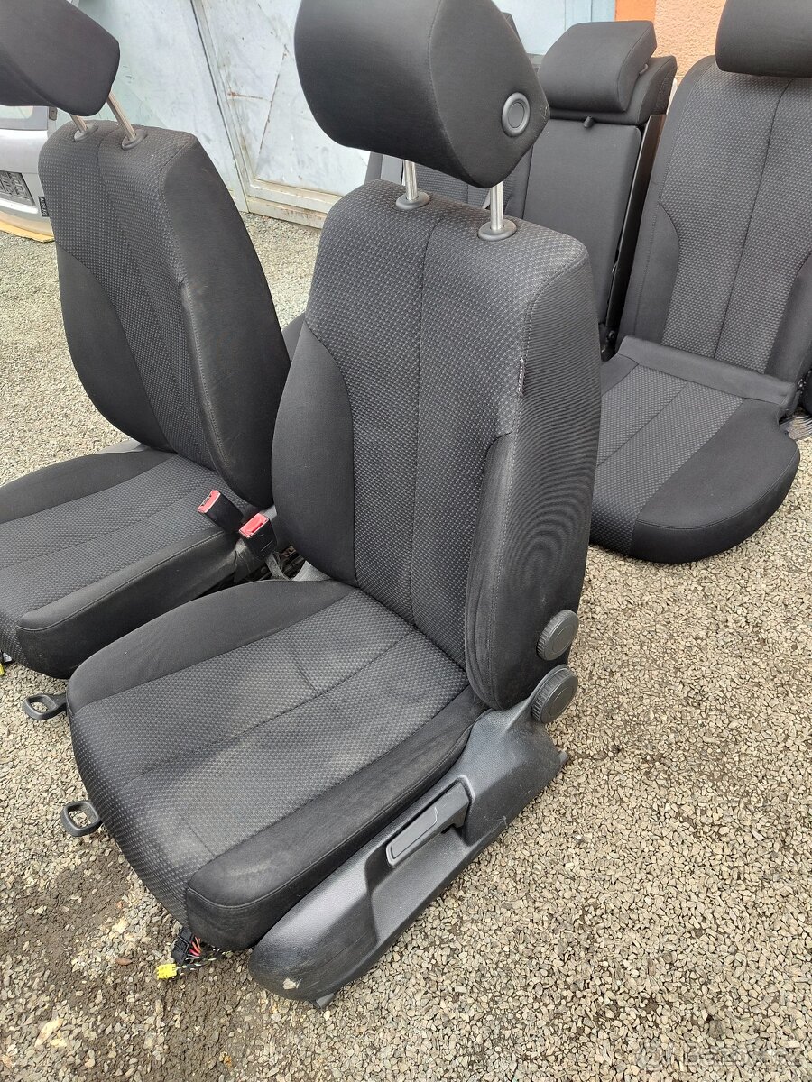 Sada sedaček Passat B6 - combi - 3